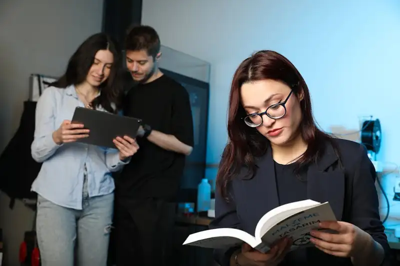 متابعة أعمار الذمم وتقارير التحصيل في